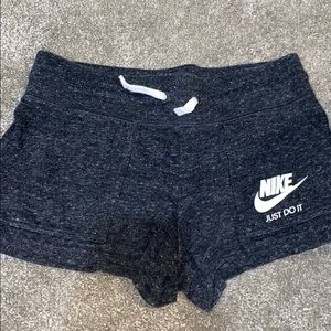 Nike kids shorts size medium